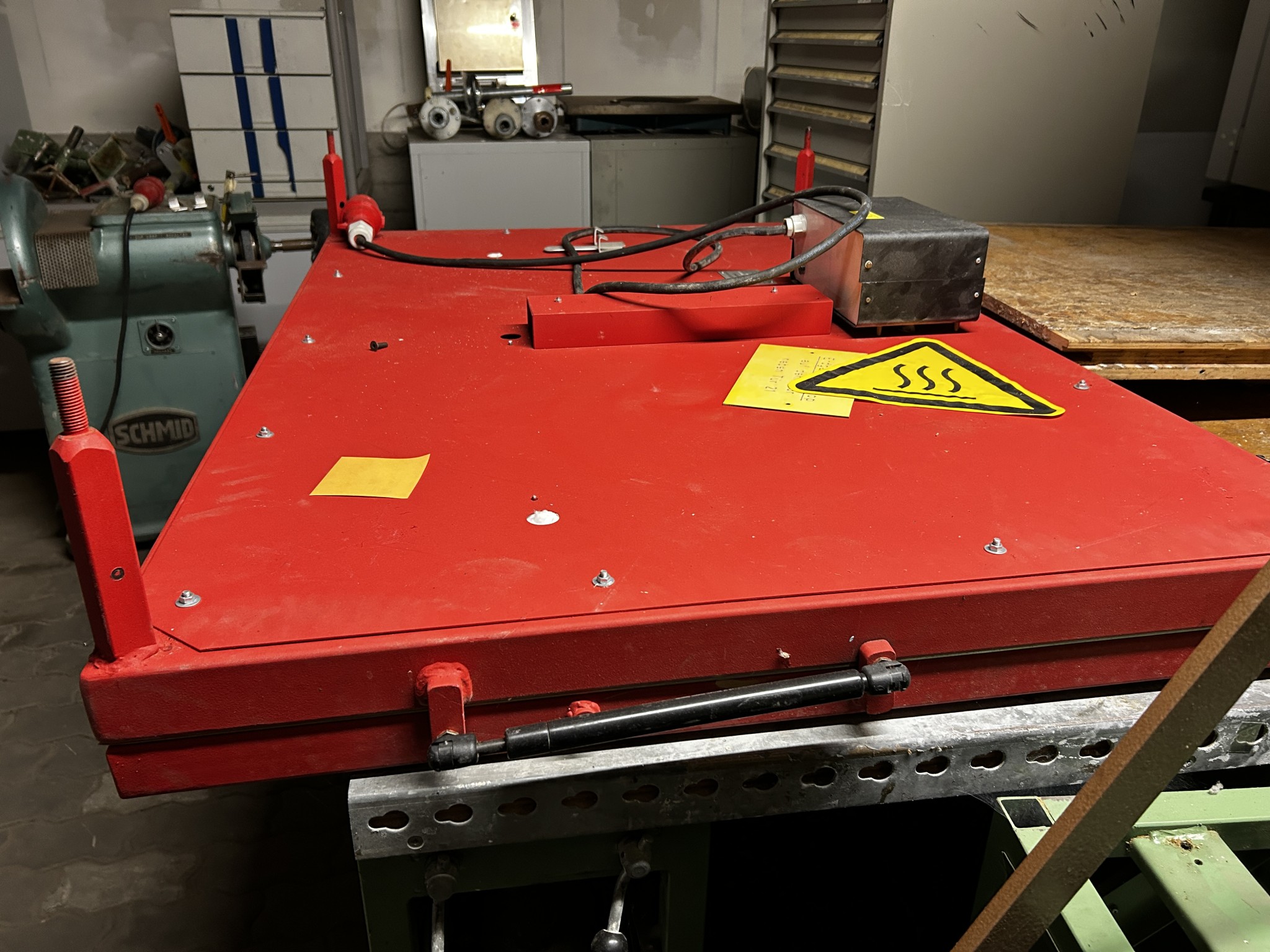 Obrabiarki CNC i technologia ortopedyczna-5