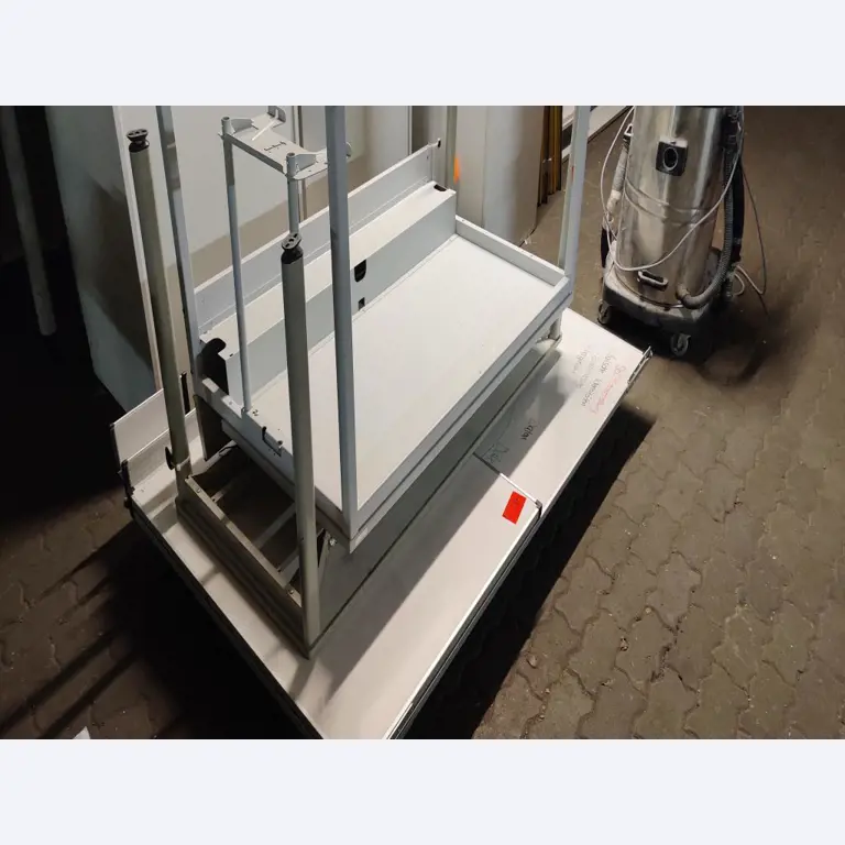 Gepflegte, nicht mehr benötigte, maschinelle sowie betriebliche Einrichtung einer Gewerbeschule-3