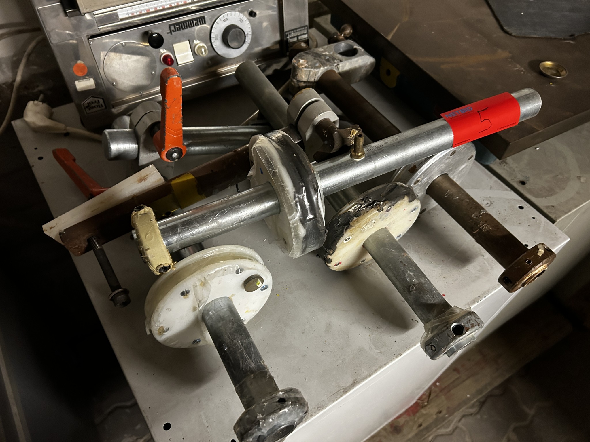 CNC-Werkzeugmaschinen und Orthopädietechnik-2