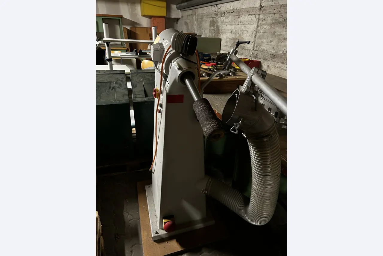 CNC obráběcí stroje a ortopedické technologie-1