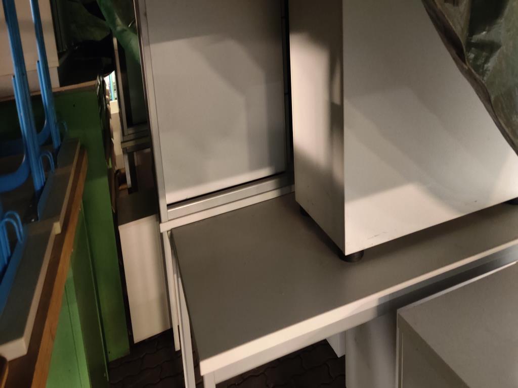 Gepflegte, nicht mehr benötigte, maschinelle sowie betriebliche Einrichtung einer Gewerbeschule-5