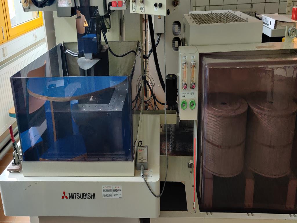 Equipement mécanique et d'exploitation d'une école professionnelle, entretenu, qui n'est plus utilisé-7