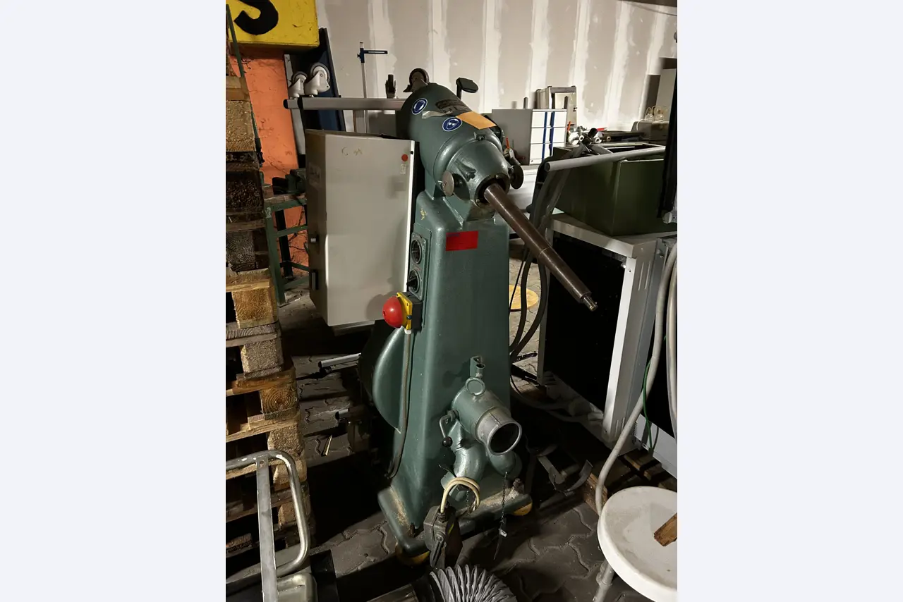 CNC-Werkzeugmaschinen und Orthopädietechnik-1