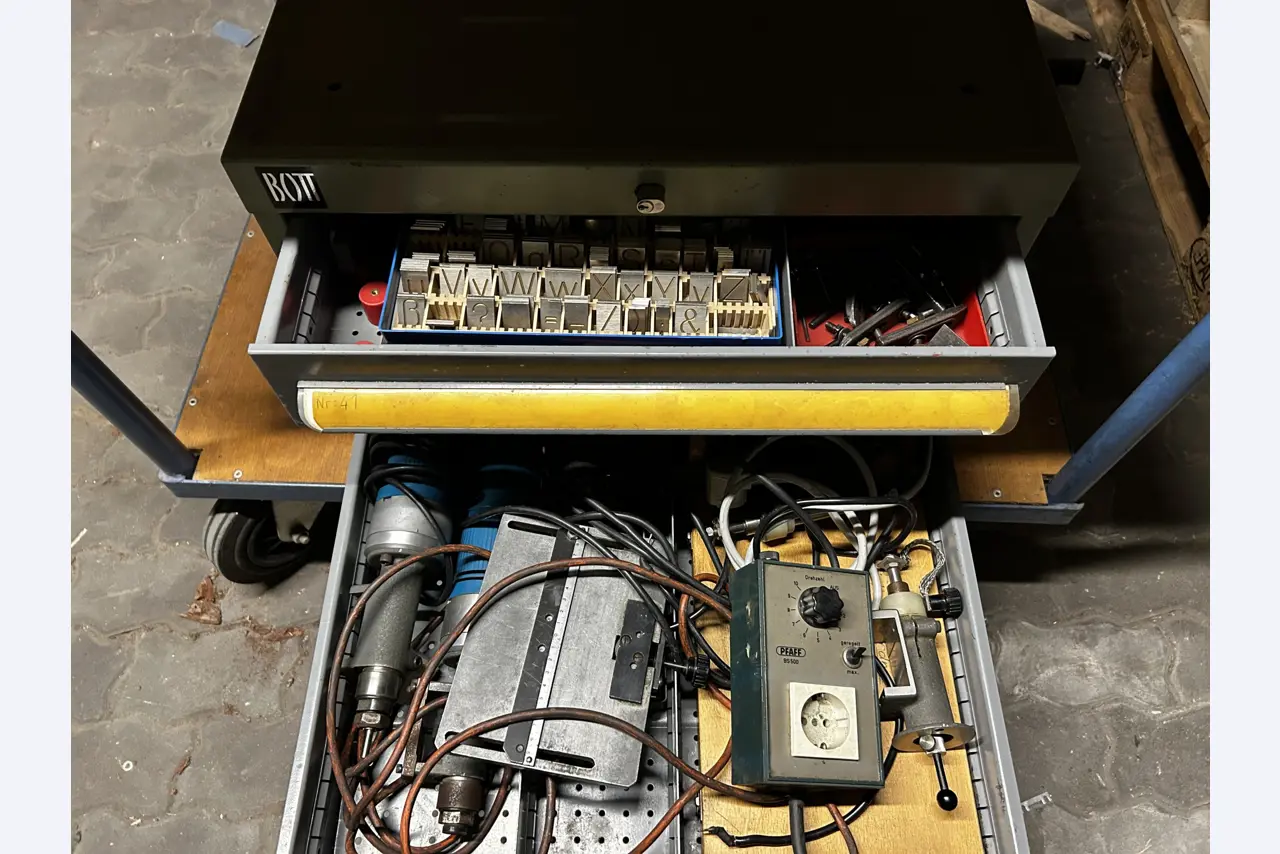 Máquinas-ferramentas CNC e tecnologia ortopédica-5