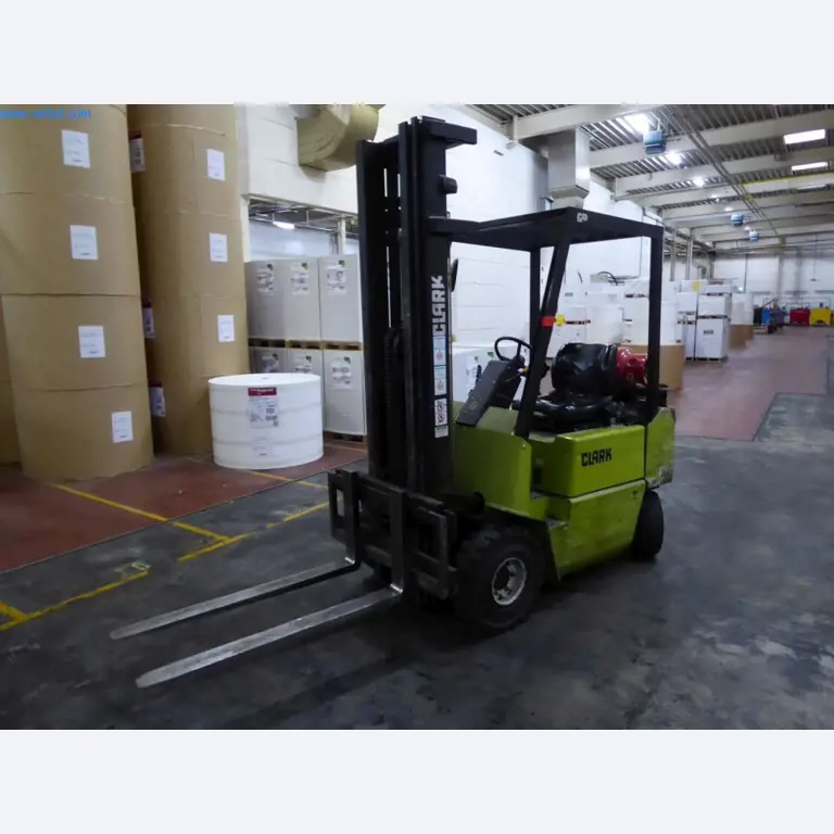 Maszyny i urządzenia w drukarni-1