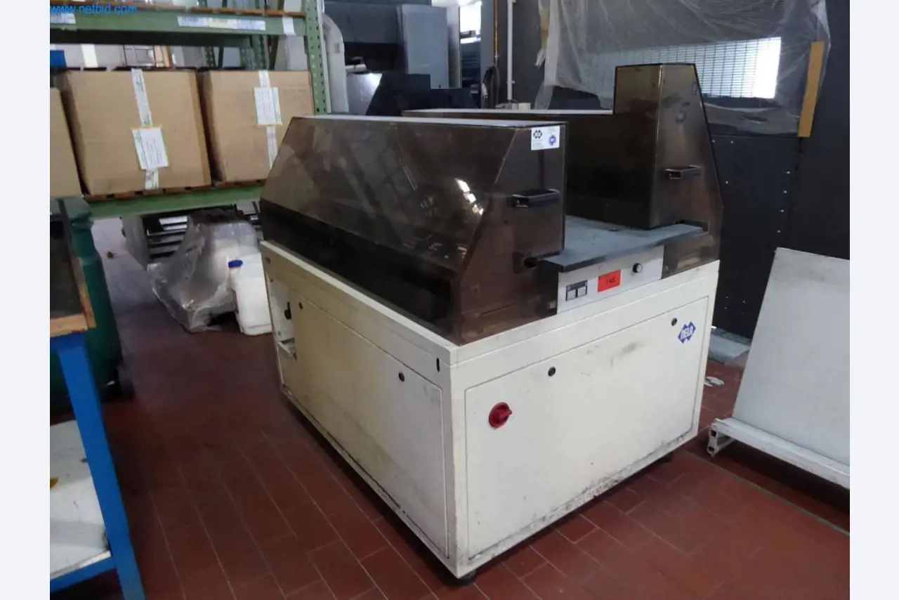 Machines et équipement d'une imprimerie-6
