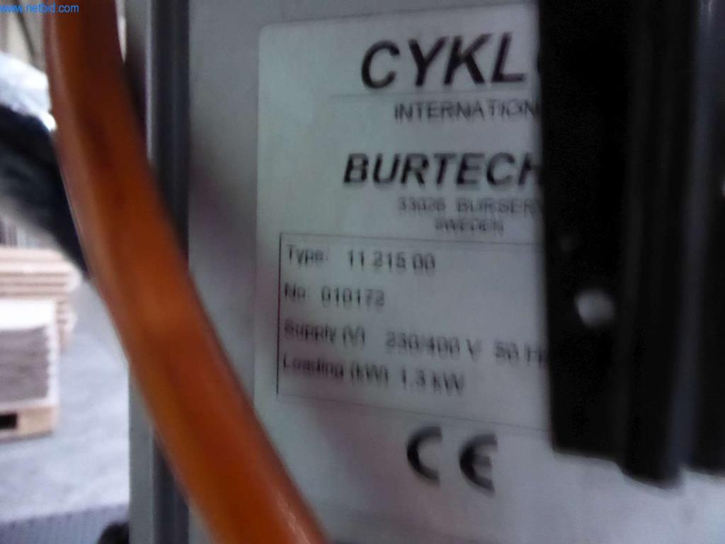 Máquinas e equipamentos numa gráfica-4