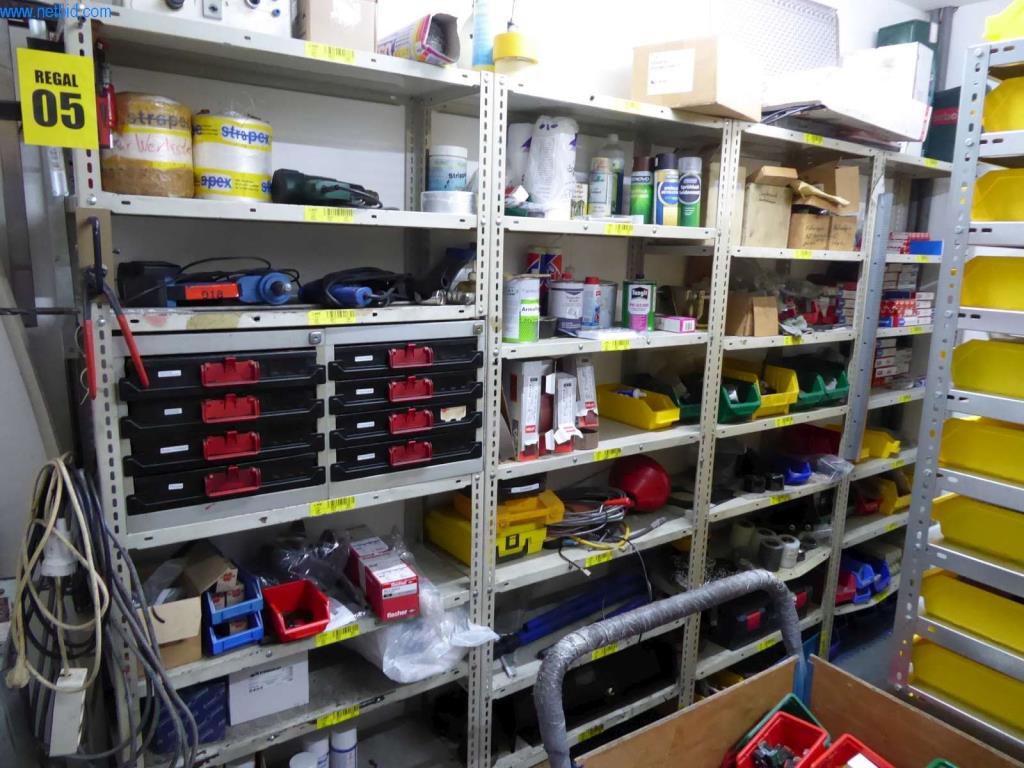 Stroje a zařízení v tiskárně-3