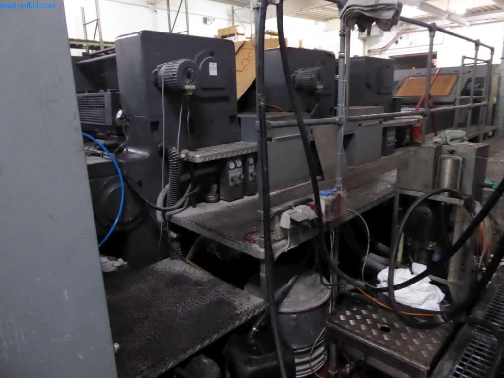 Máquinas e equipamentos numa gráfica-15