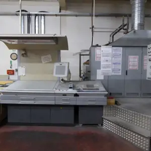 Machine de finition Heidelberg Speedmaster CD 102-LLY