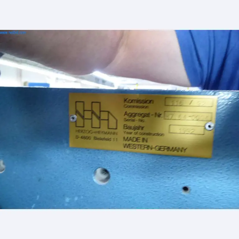 Maschinen und Ausstattung einer Druckerei-10