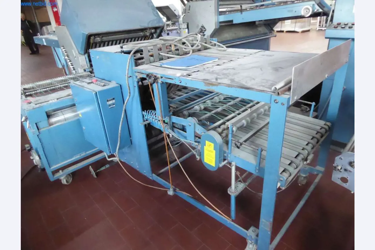 Maschinen und Ausstattung einer Druckerei-7