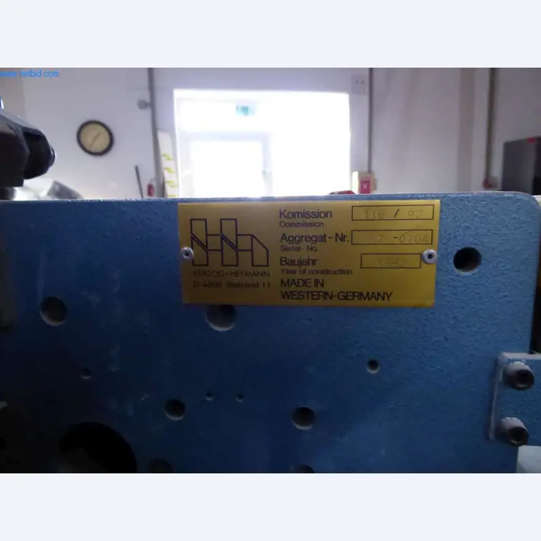 Maschinen und Ausstattung einer Druckerei-8