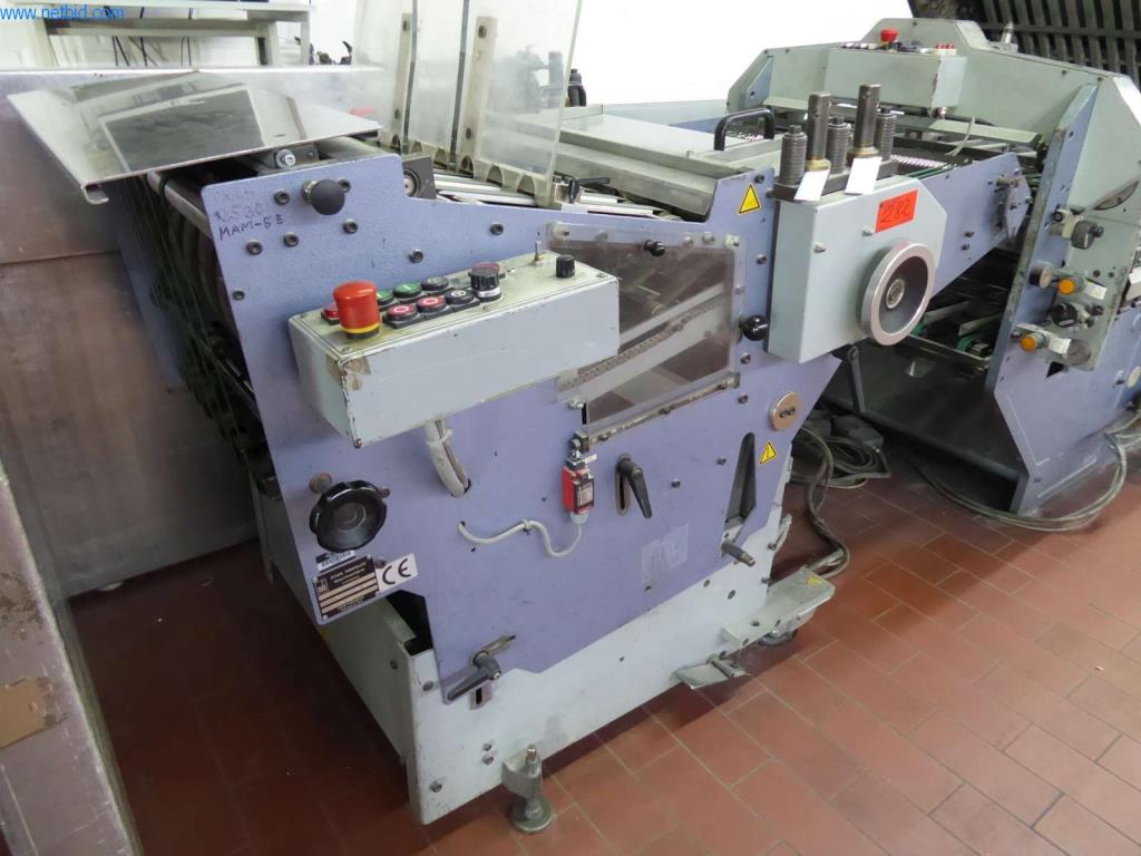 Máquinas e equipamentos numa gráfica-3