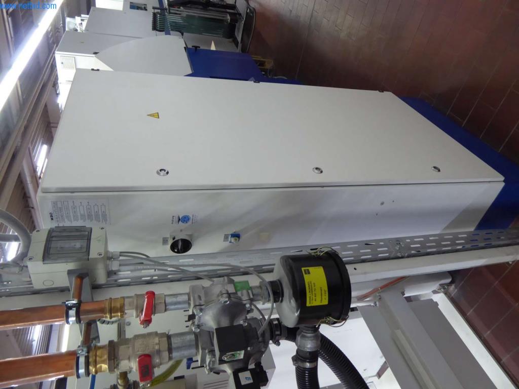 Máquinas e equipamentos numa gráfica-6