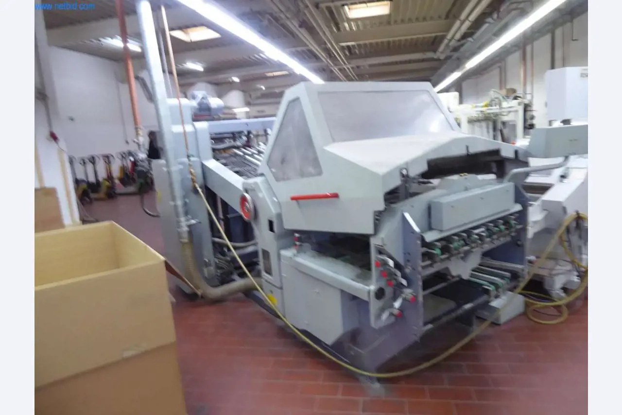 Máquinas y equipos de una imprenta-3