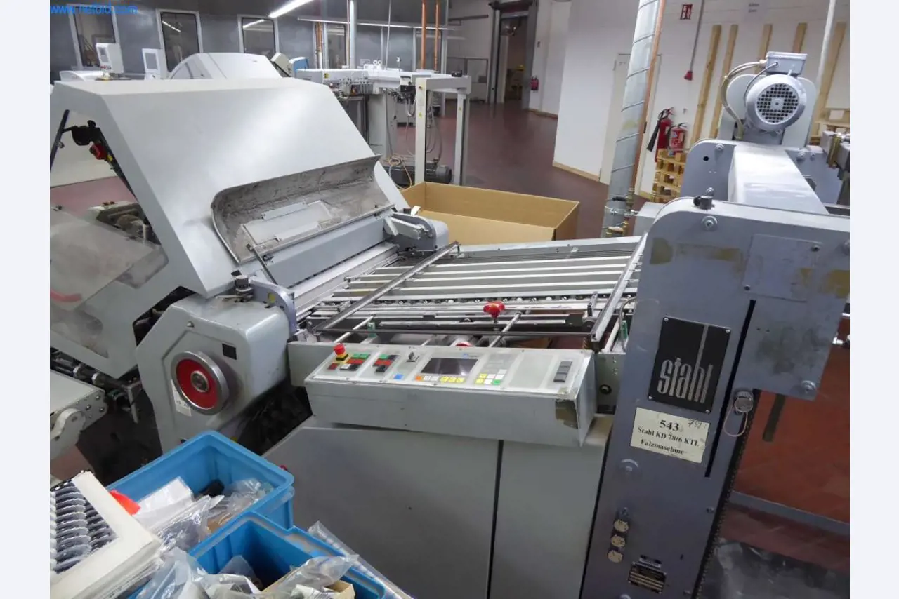 Máquinas y equipos de una imprenta-5