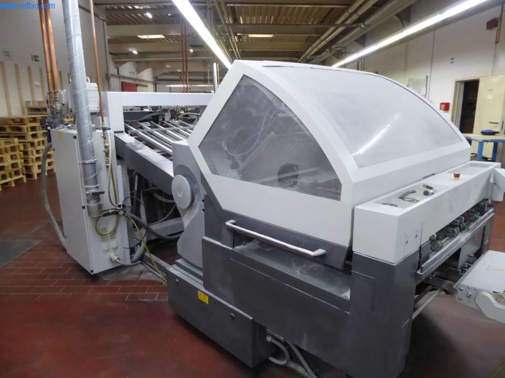 Máquinas e equipamentos numa gráfica-4