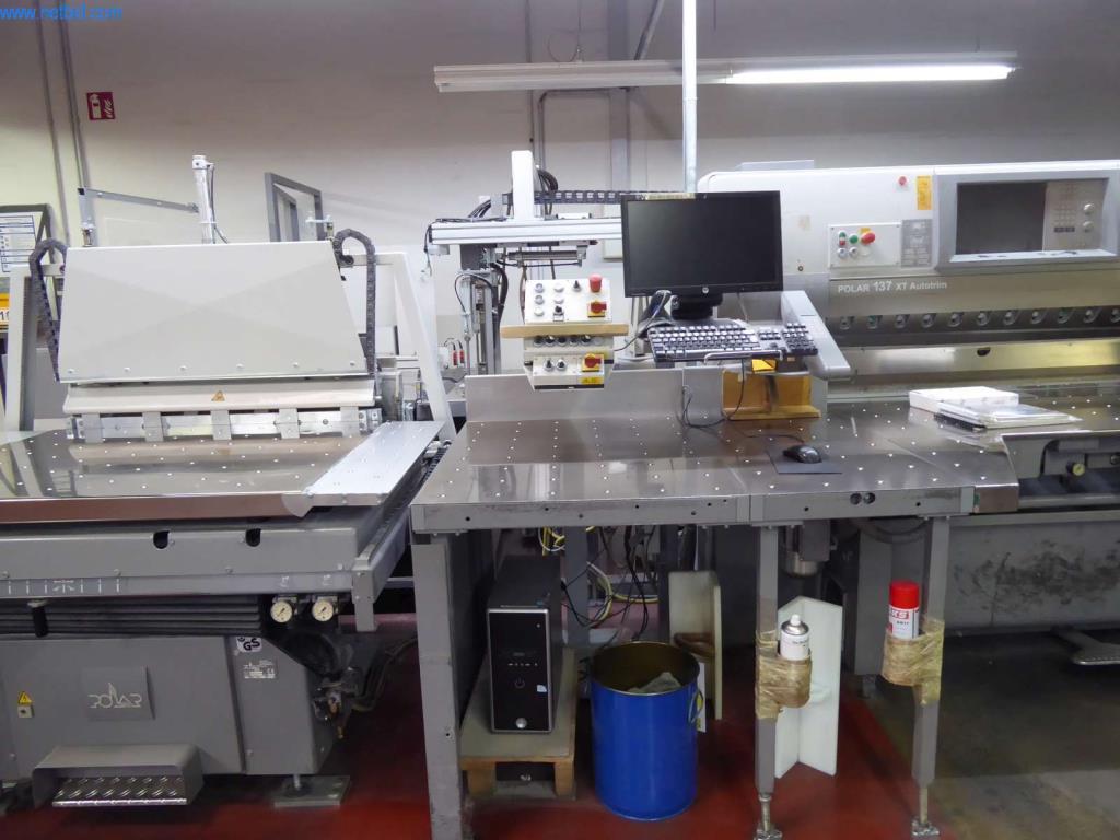 Máquinas e equipamentos numa gráfica-10