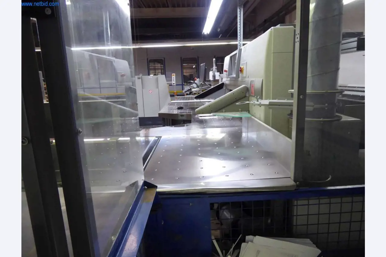 Maschinen und Ausstattung einer Druckerei-15