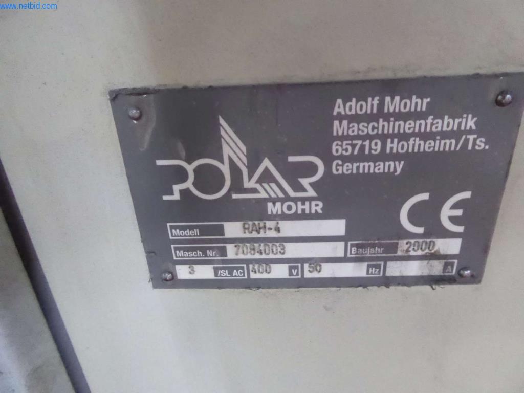 Máquinas e equipamentos numa gráfica-11