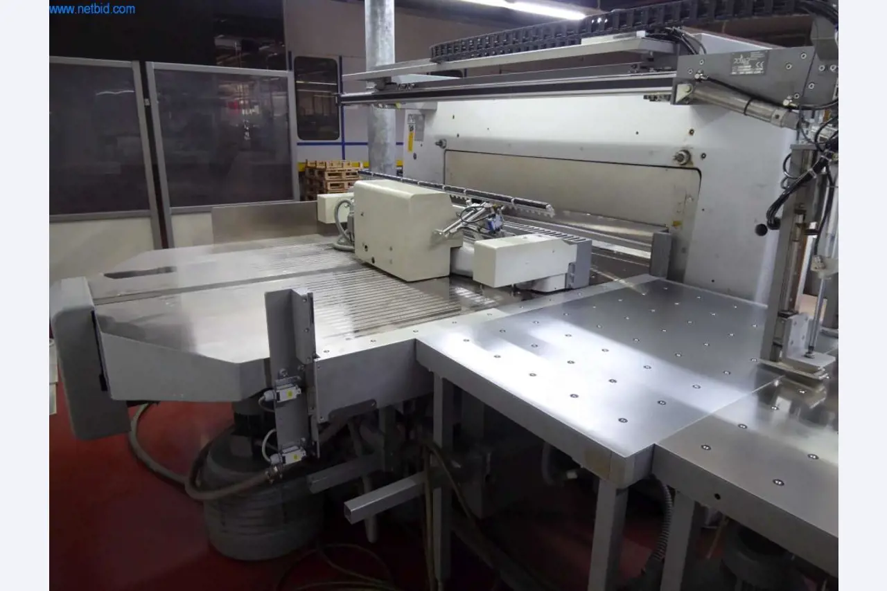 Maschinen und Ausstattung einer Druckerei-13