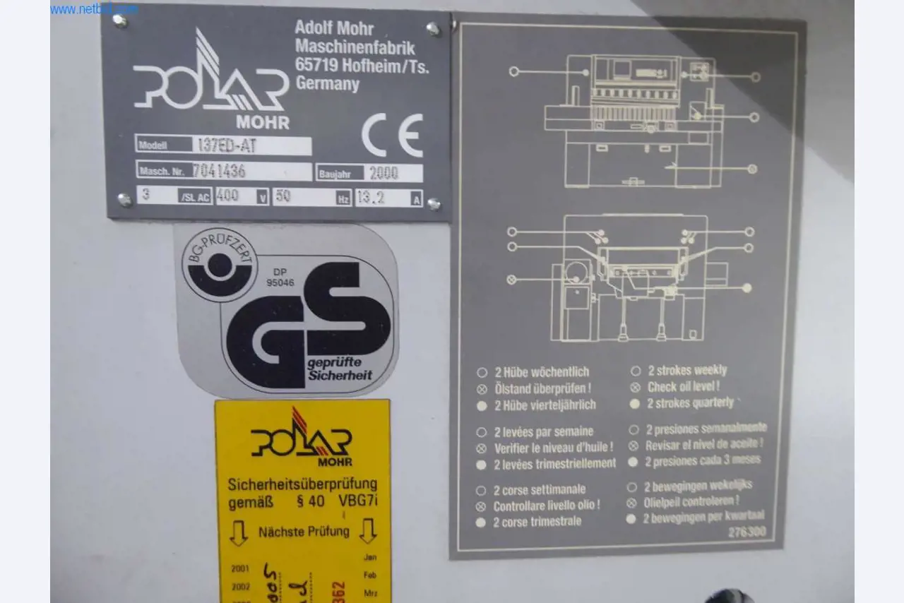 Maschinen und Ausstattung einer Druckerei-2