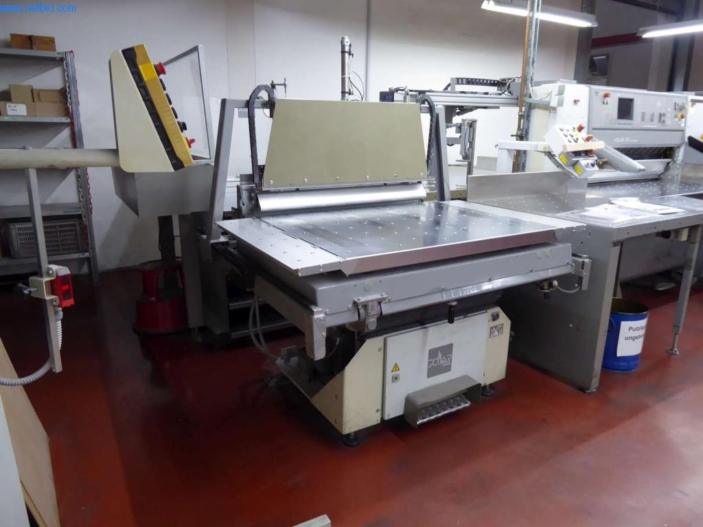 Máquinas e equipamentos numa gráfica-9