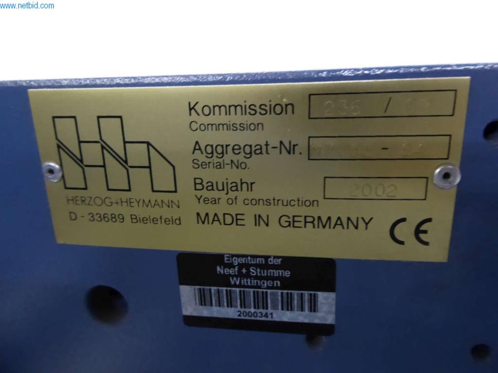 Máquinas e equipamentos numa gráfica-8