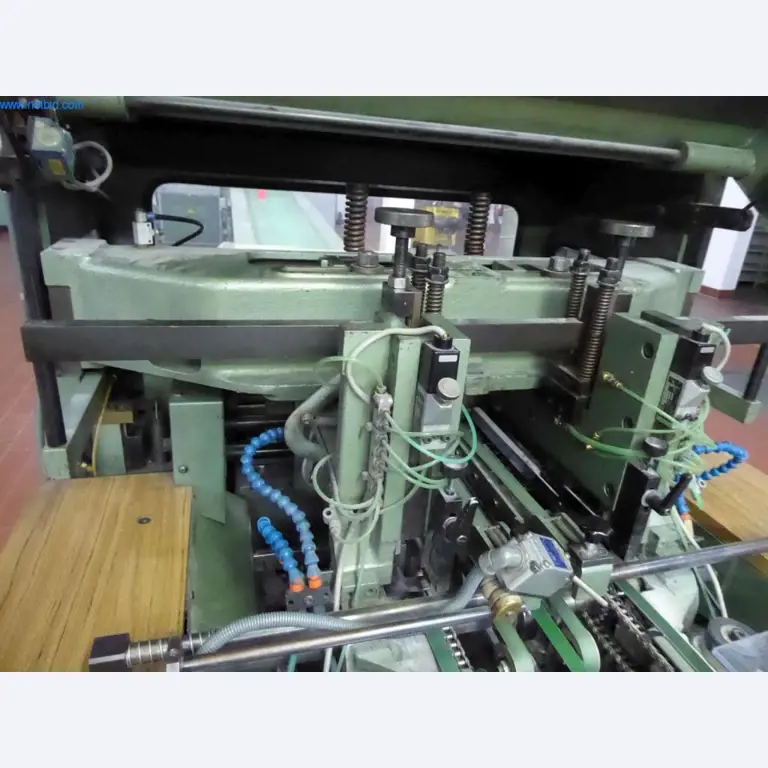 Maszyny i urządzenia w drukarni-15