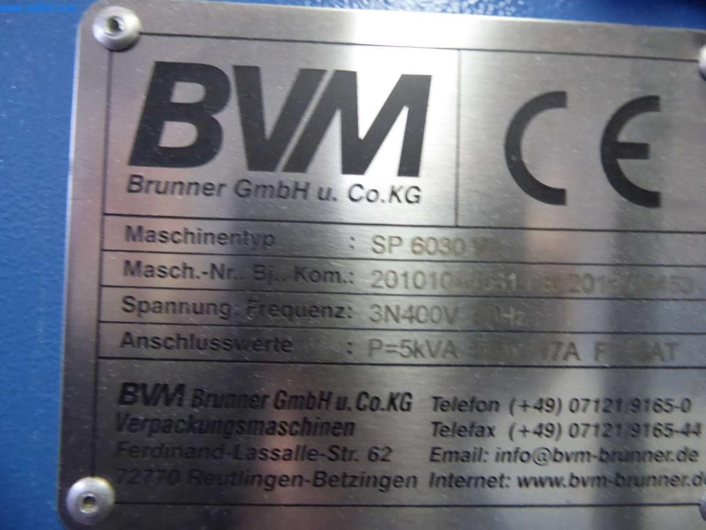 Máquinas e equipamentos numa gráfica-8