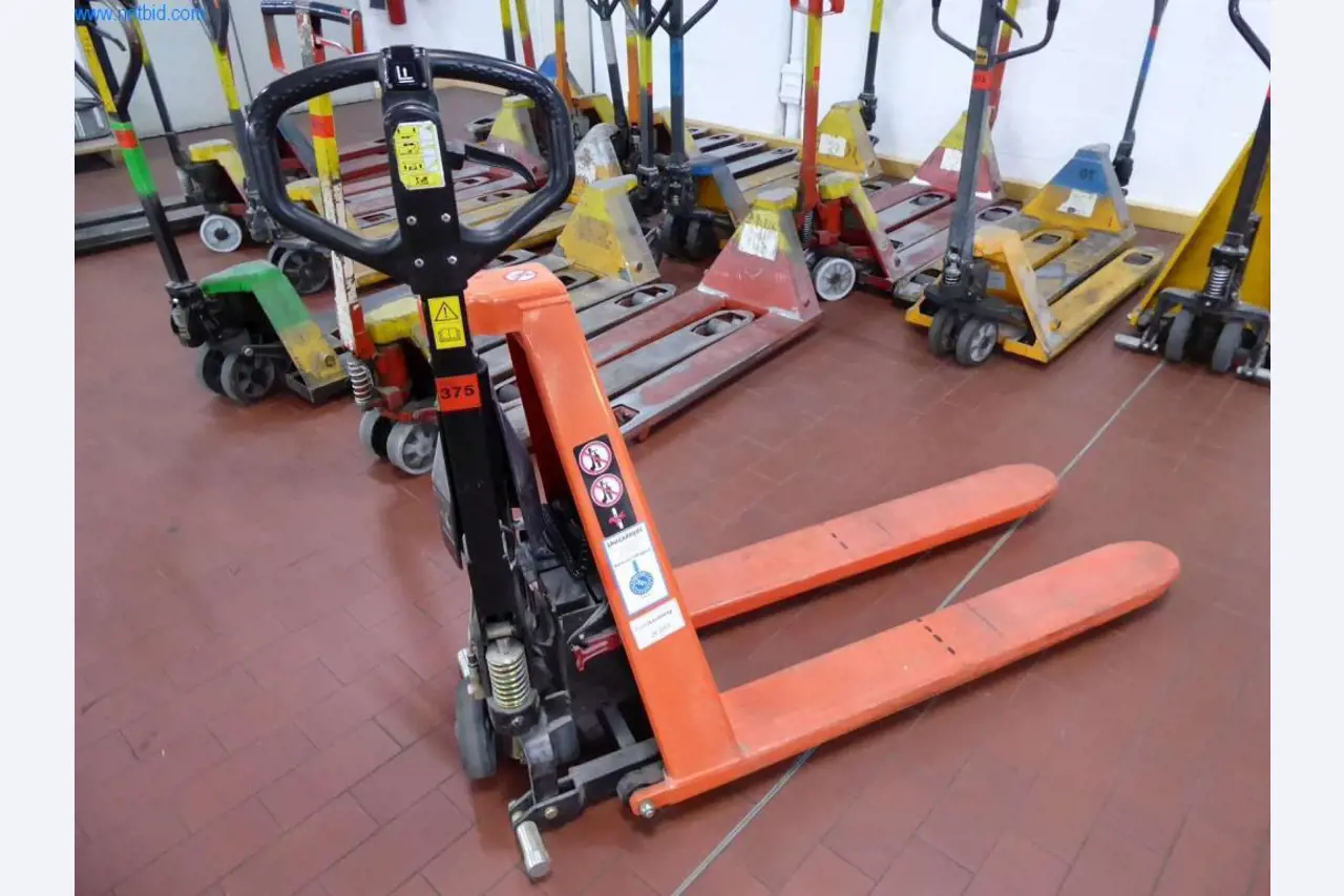 Machines et équipement d'une imprimerie-1
