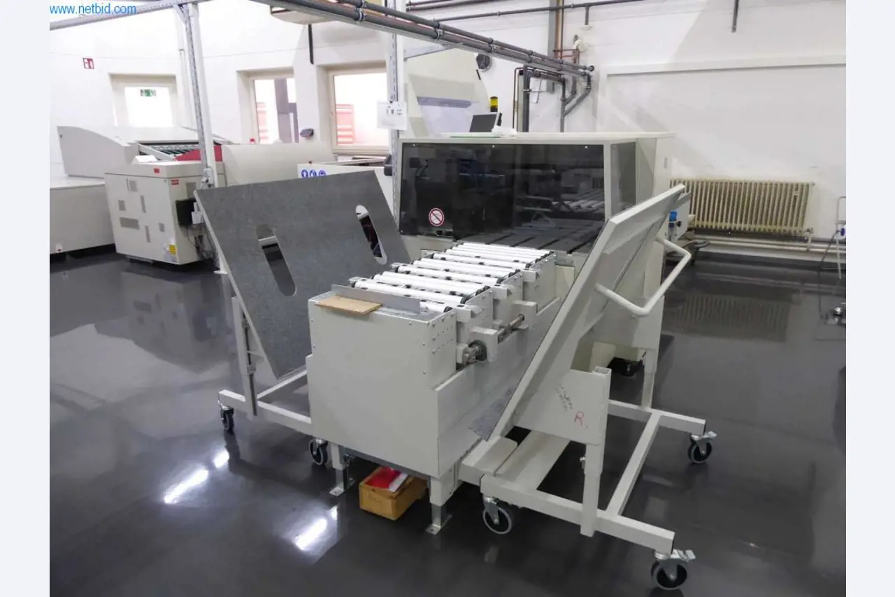 Maschinen und Ausstattung einer Druckerei-8