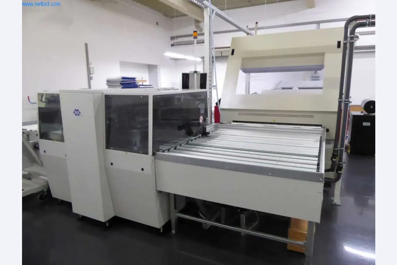 Máquinas y equipos de una imprenta-11