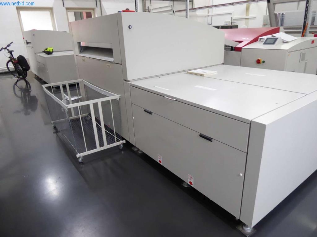 Máquinas e equipamentos numa gráfica-2