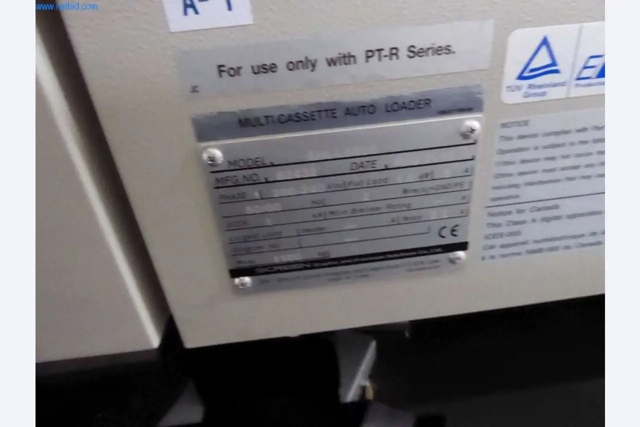 Máquinas y equipos de una imprenta-5