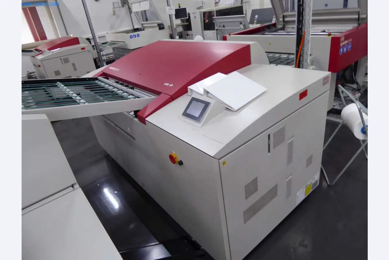 Máquinas y equipos de una imprenta-6