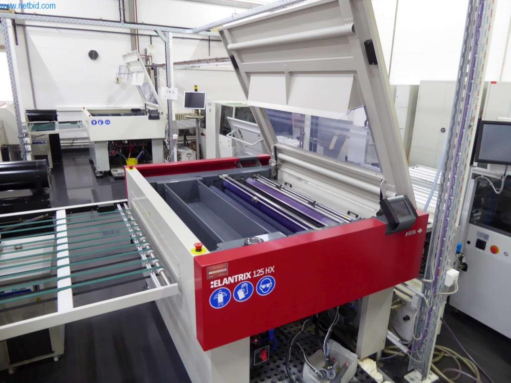 Máquinas e equipamentos numa gráfica-8