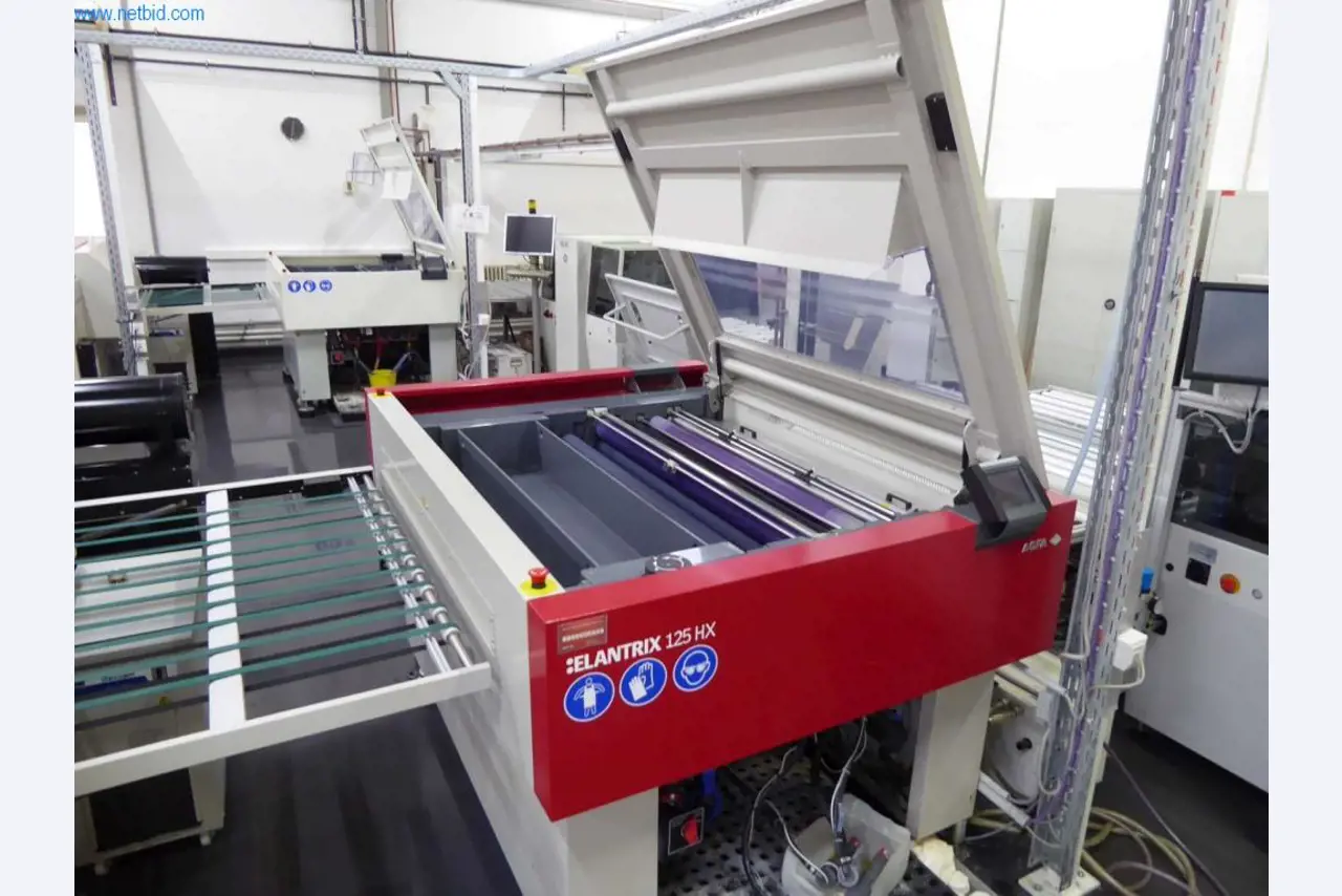 Máquinas y equipos de una imprenta-8