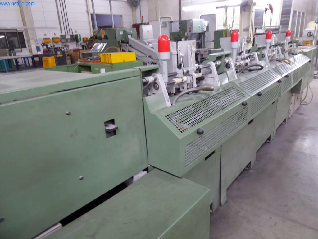 Máquinas e equipamentos numa gráfica-15