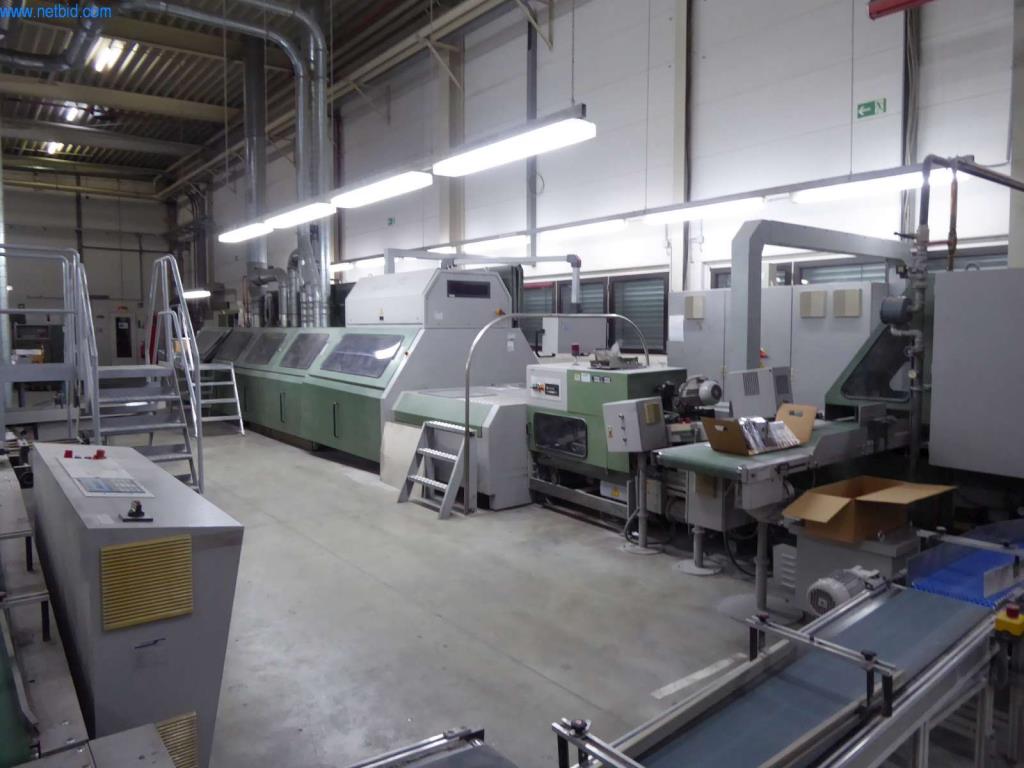 Máquinas e equipamentos numa gráfica-35