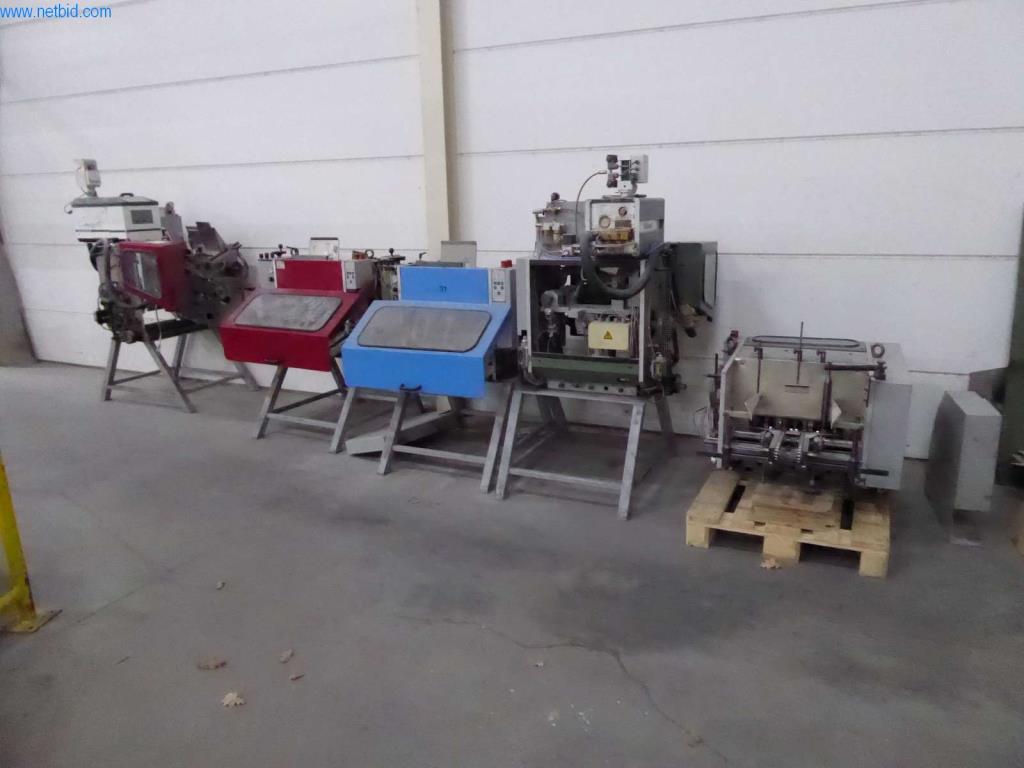 Máquinas e equipamentos numa gráfica-37