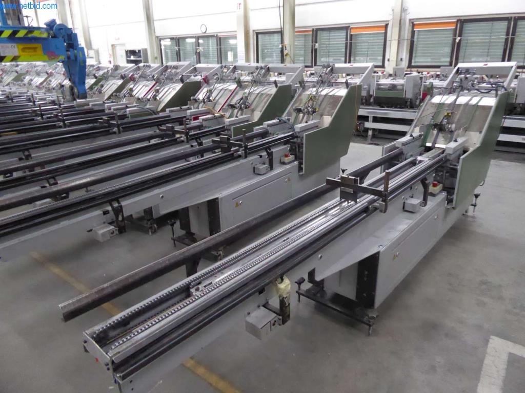 Máquinas e equipamentos numa gráfica-8