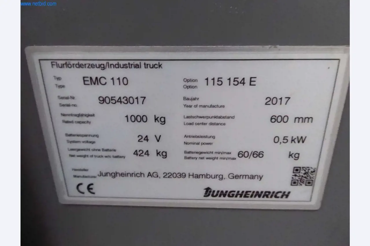 Maschinen und Ausstattung einer Druckerei-2