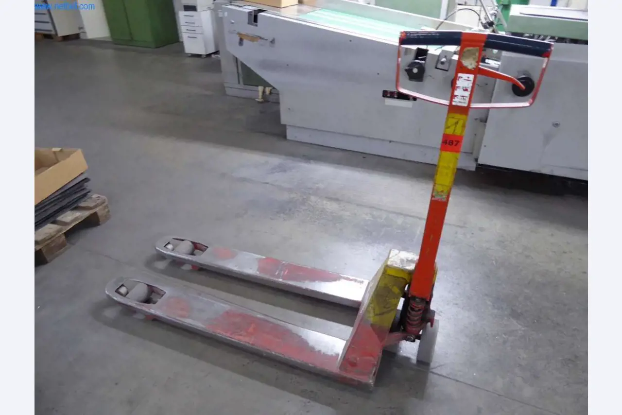 Máquinas y equipos de una imprenta-1