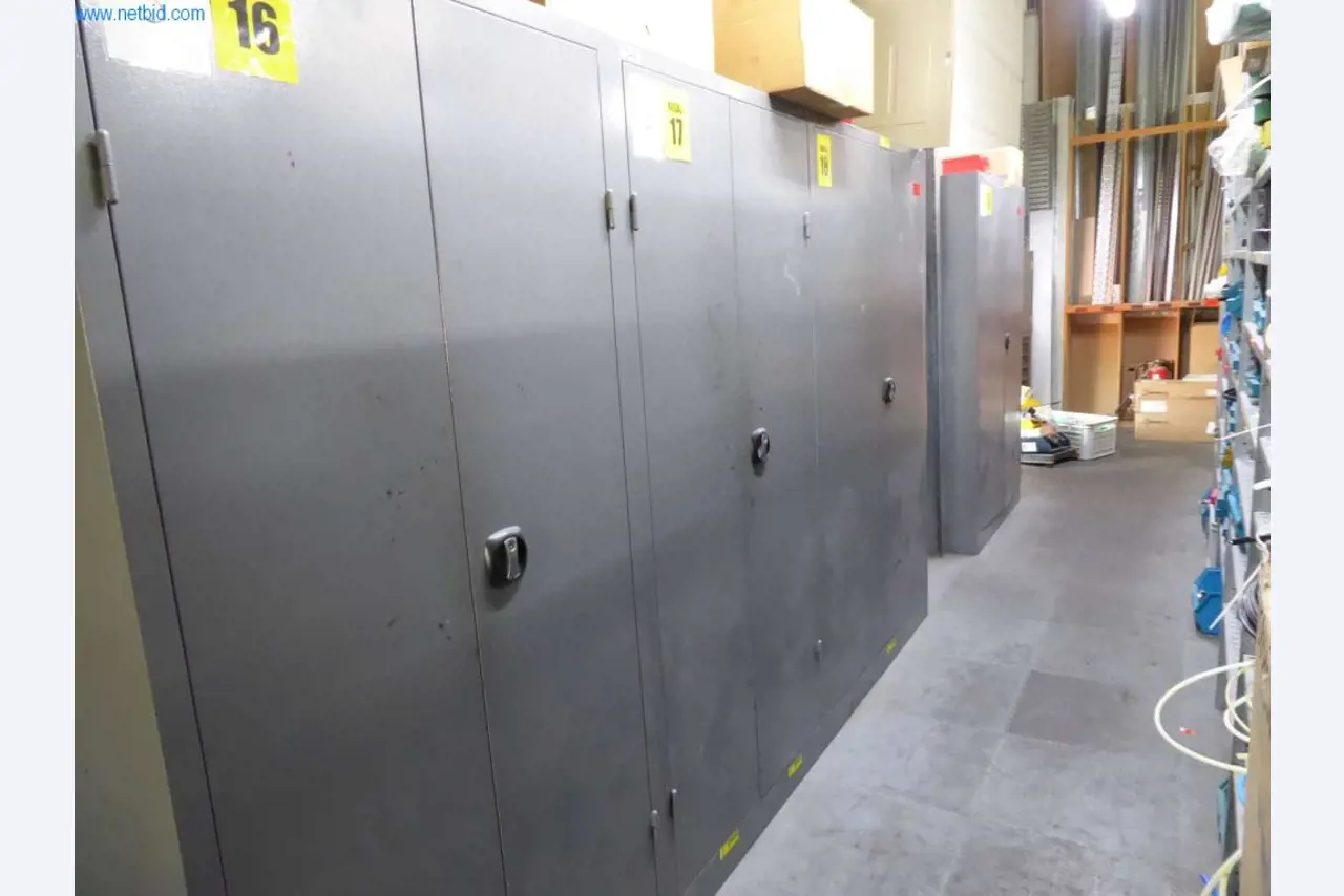 Máquinas y equipos de una imprenta-6