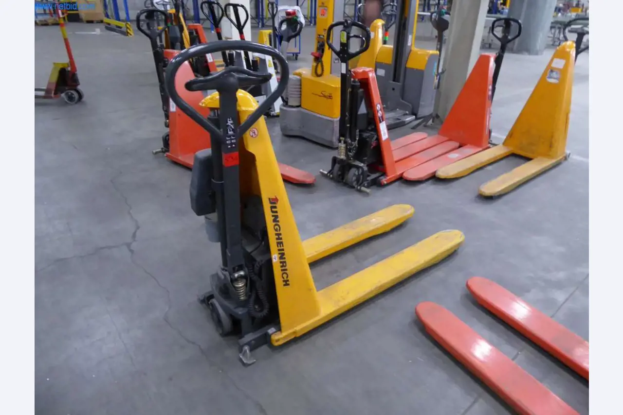 Stroji in oprema v tiskarni-1