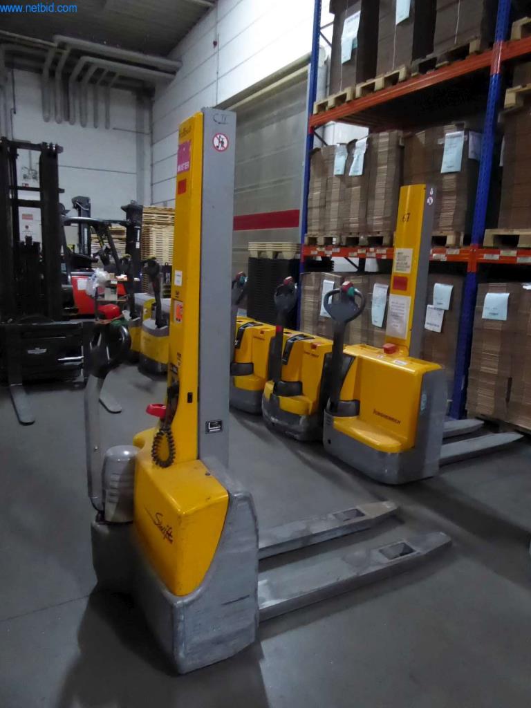 Máquinas e equipamentos numa gráfica-1