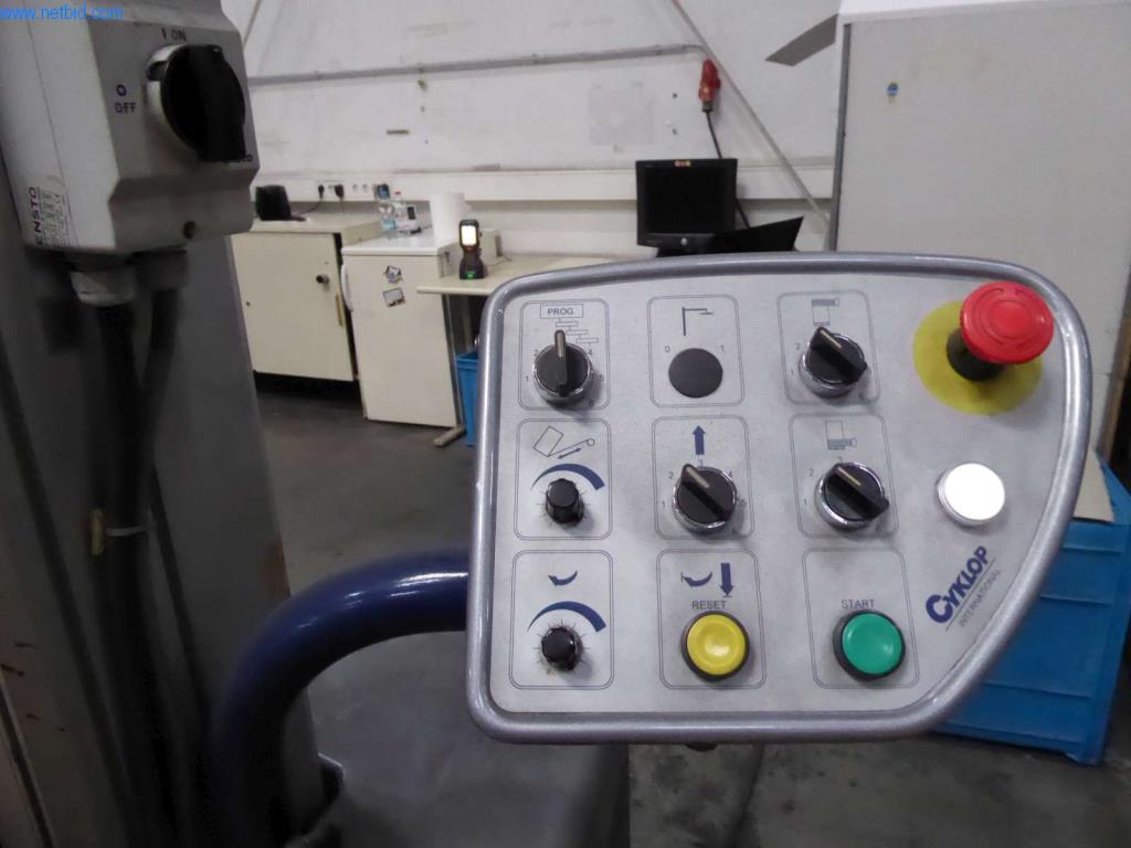 Máquinas e equipamentos numa gráfica-2