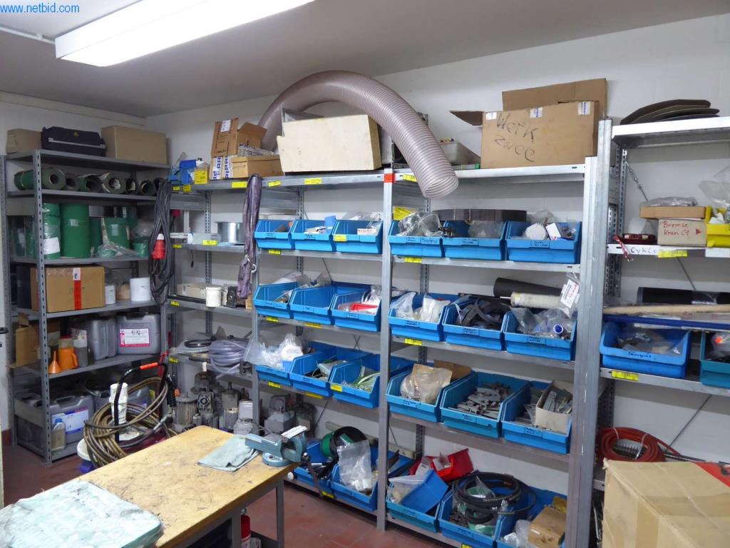 Máquinas e equipamentos numa gráfica-3